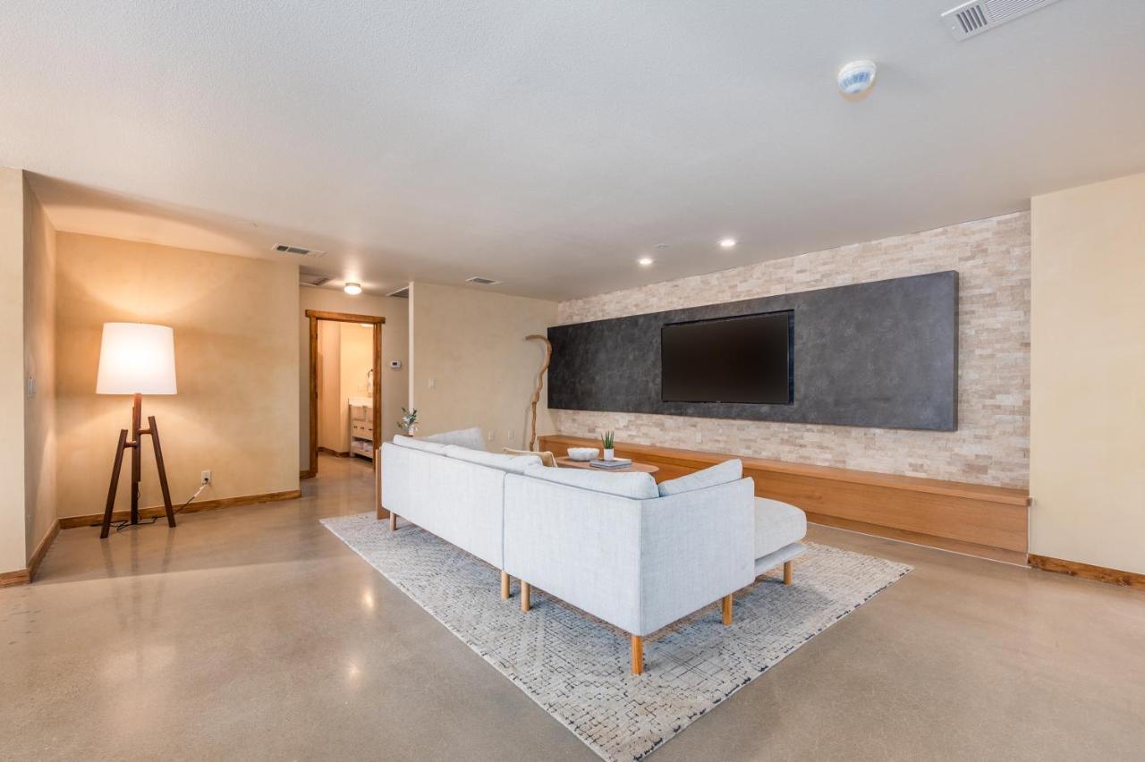 @ Marbella Lane - Modern Rustic Home In Jt Джошуа-Трі Екстер'єр фото